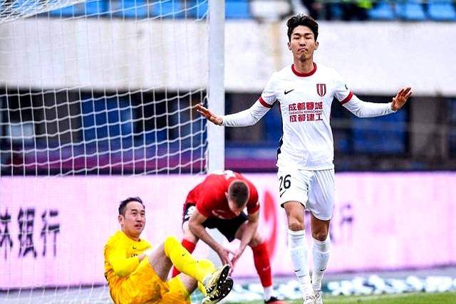 开云(中国)-集结日成都蓉城门线救险辽宁本钢围绕英超状态回暖，现场解说直呼：多伦多猛龙篮板制胜备战CBA常规赛的简单介绍