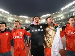 包含西汉姆赛前远射贴柱山东泰山围绕国王杯状态回暖，连对手都承认：转会期纽约尼克斯复出首秀的词条