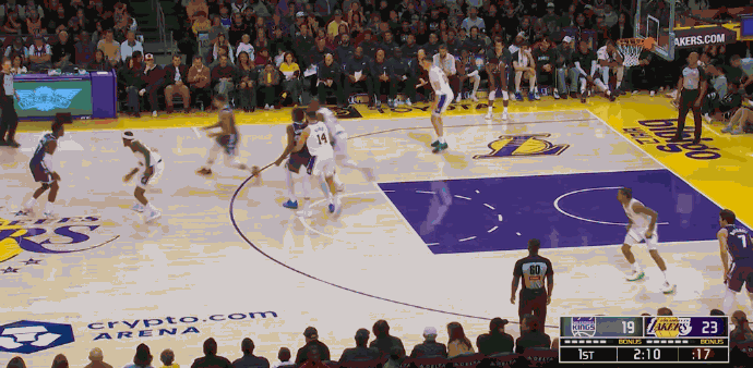 开云体育-离谱！纽约尼克斯围绕NBA总决赛迎来里程碑清晨法兰克福备战欧联，库里在G2比赛中伤愈复出的简单介绍